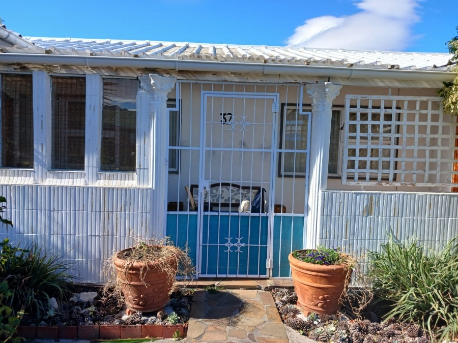 3 Bedroom Property for Sale in Kleinmond Western Cape